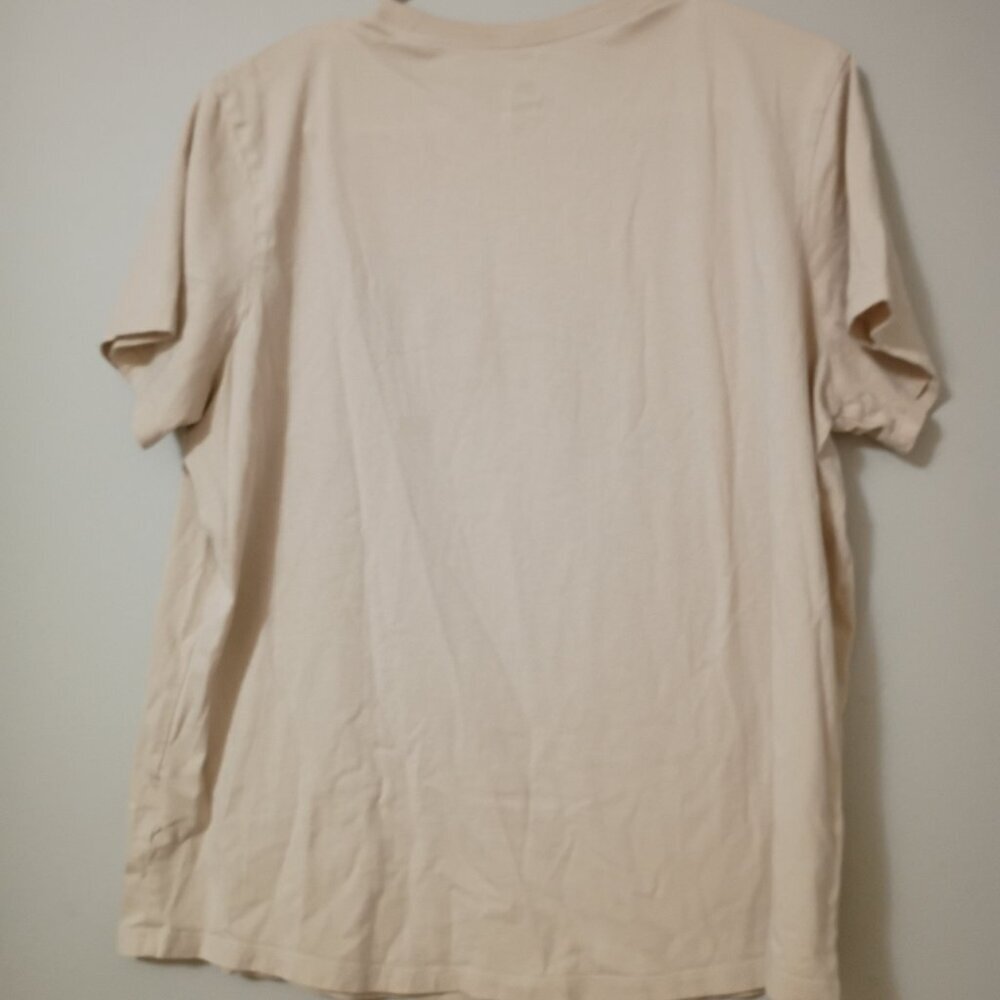 Nike T-shirt - Picture 2 of 3